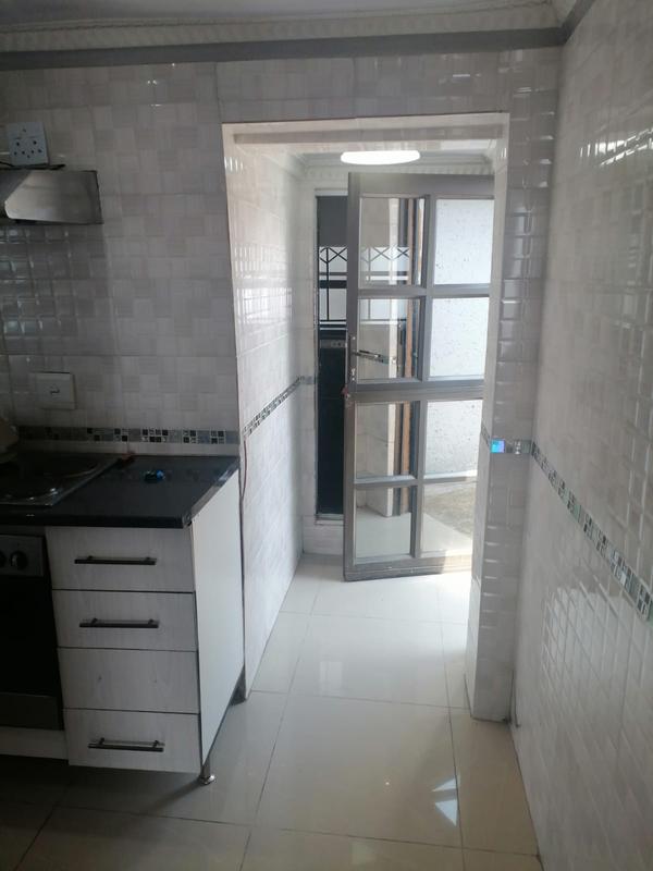 2 Bedroom Property for Sale in Zola Gauteng