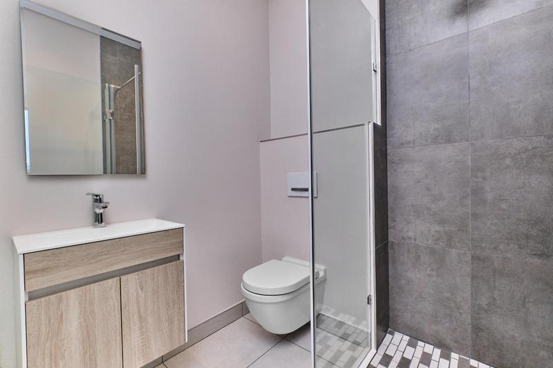 To Let 3 Bedroom Property for Rent in Hurlingham Gauteng
