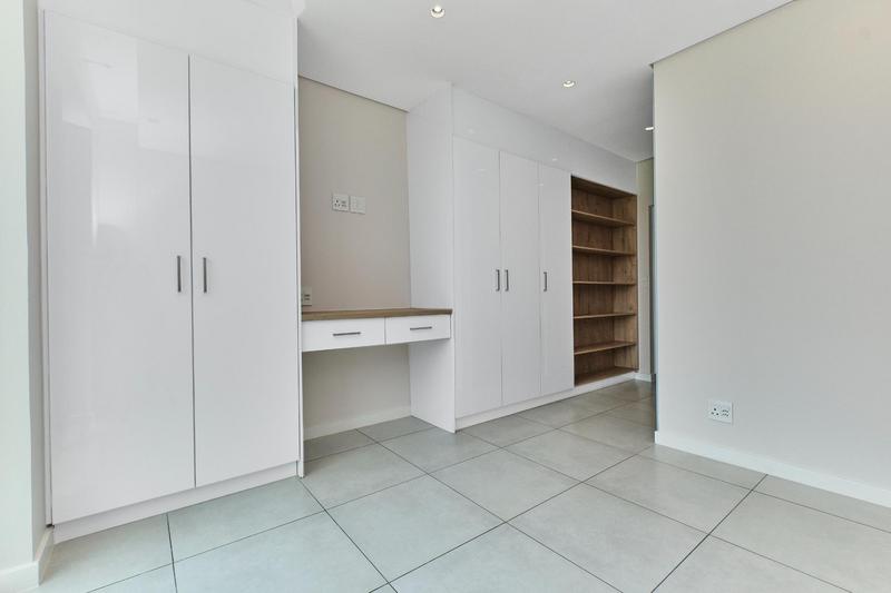To Let 3 Bedroom Property for Rent in Hurlingham Gauteng