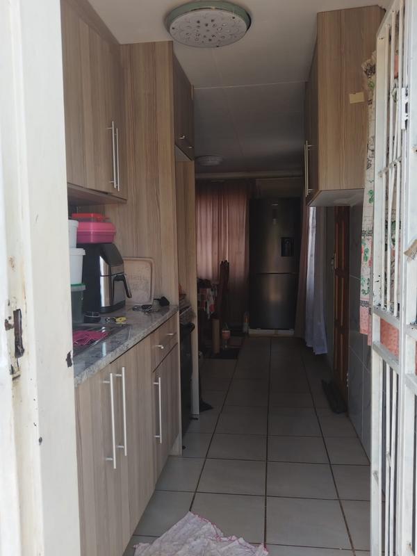 2 Bedroom Property for Sale in Katlehong South Gauteng