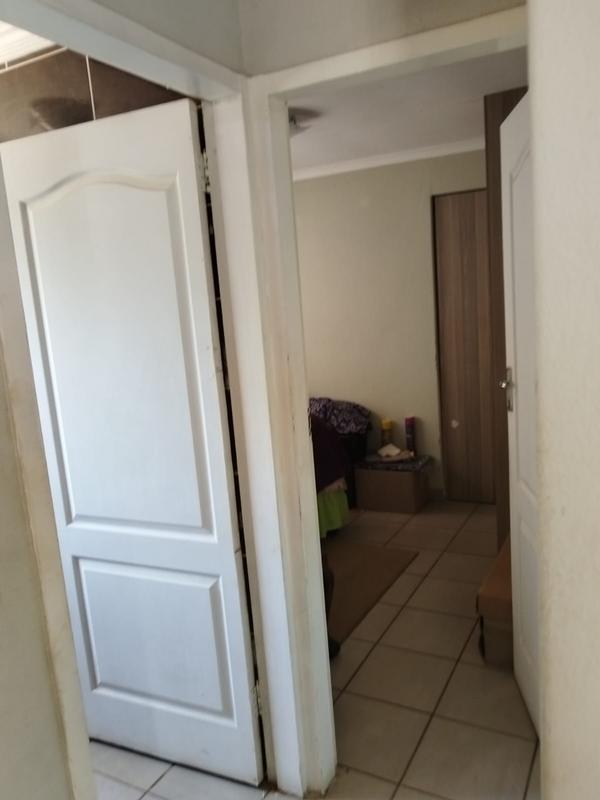 2 Bedroom Property for Sale in Katlehong South Gauteng