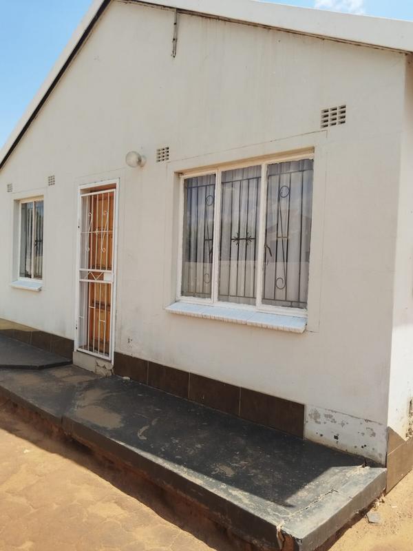 2 Bedroom Property for Sale in Katlehong South Gauteng