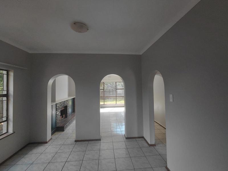 To Let 4 Bedroom Property for Rent in Birch Acres Gauteng