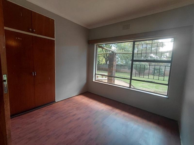 To Let 4 Bedroom Property for Rent in Birch Acres Gauteng