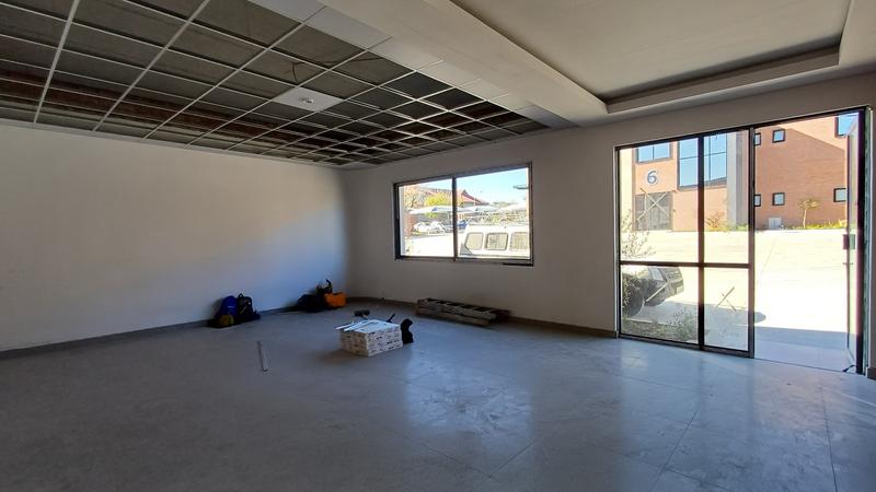 To Let Commercial Property for Rent in Kosmosdal Gauteng
