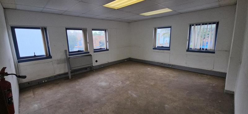 To Let Commercial Property for Rent in Randjespark Gauteng