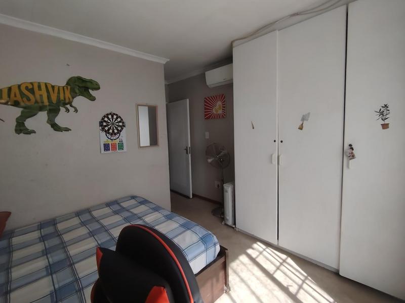 2 Bedroom Property for Sale in Heuwelsig Estate Gauteng