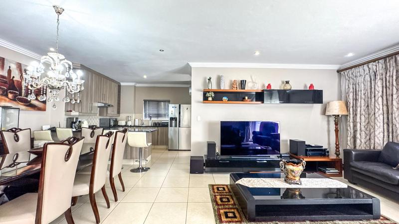 To Let 3 Bedroom Property for Rent in Midstream Estate Gauteng