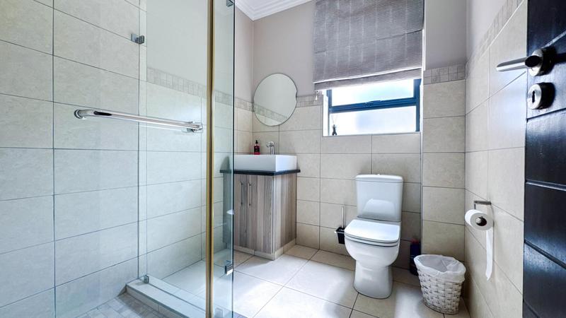 To Let 3 Bedroom Property for Rent in Midstream Estate Gauteng