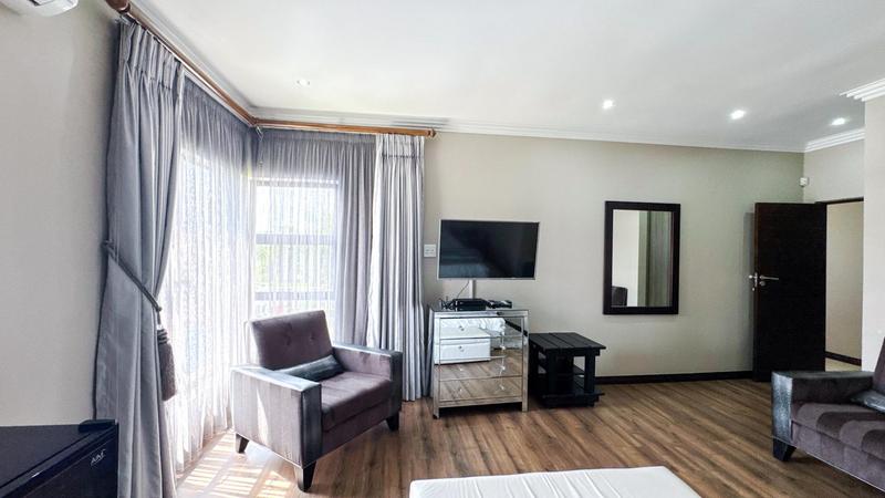 To Let 3 Bedroom Property for Rent in Midstream Estate Gauteng