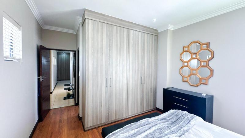 To Let 3 Bedroom Property for Rent in Midstream Estate Gauteng