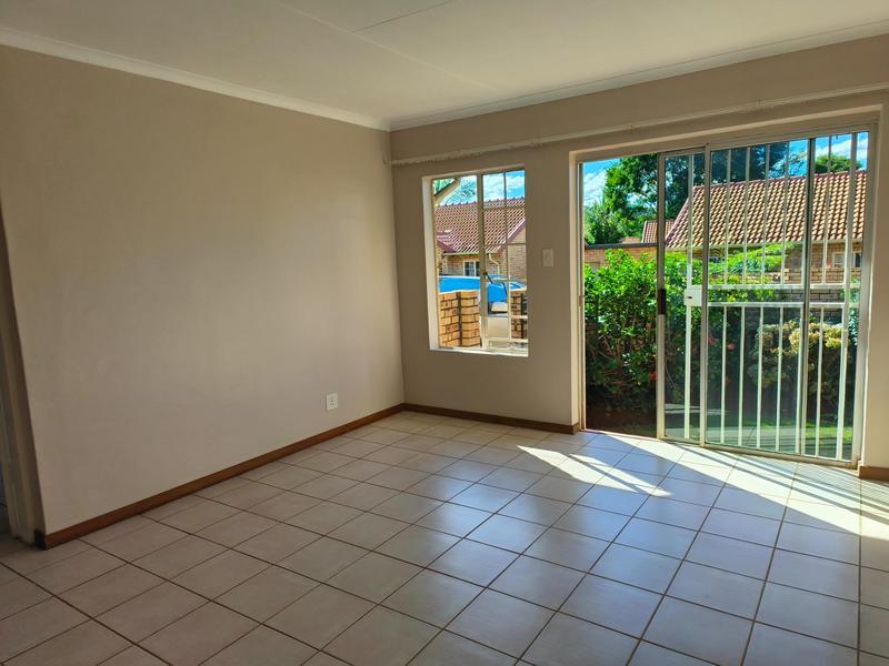 2 Bedroom Property for Sale in Faerie Glen Gauteng