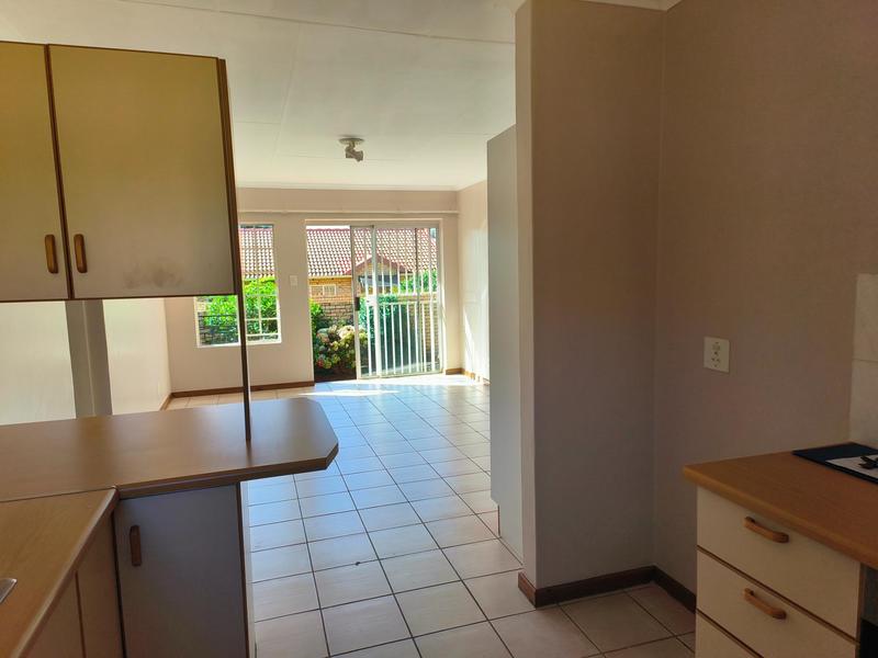 2 Bedroom Property for Sale in Faerie Glen Gauteng