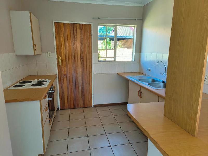 2 Bedroom Property for Sale in Faerie Glen Gauteng