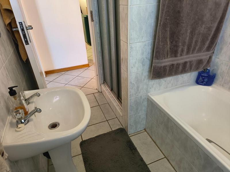 To Let 2 Bedroom Property for Rent in Moreleta Park Gauteng