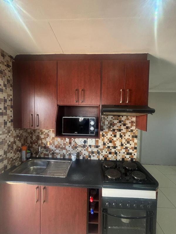 2 Bedroom Property for Sale in Fleurhof Gauteng