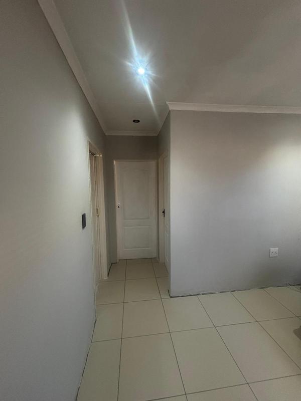 2 Bedroom Property for Sale in Fleurhof Gauteng