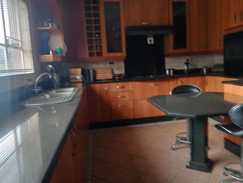 5 Bedroom Property for Sale in Rangeview Ext 4 Gauteng