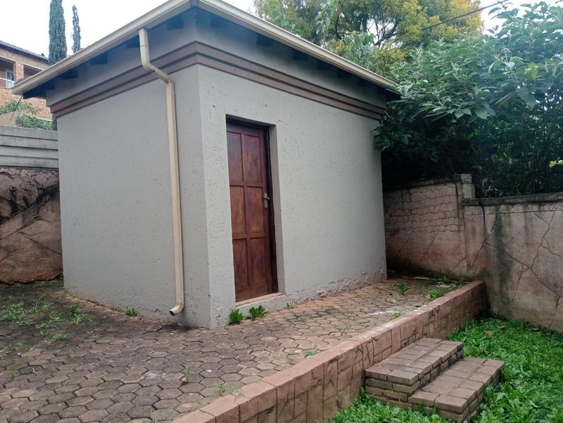 5 Bedroom Property for Sale in Rangeview Ext 4 Gauteng