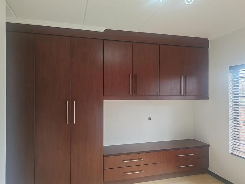 To Let 2 Bedroom Property for Rent in Solheim Gauteng