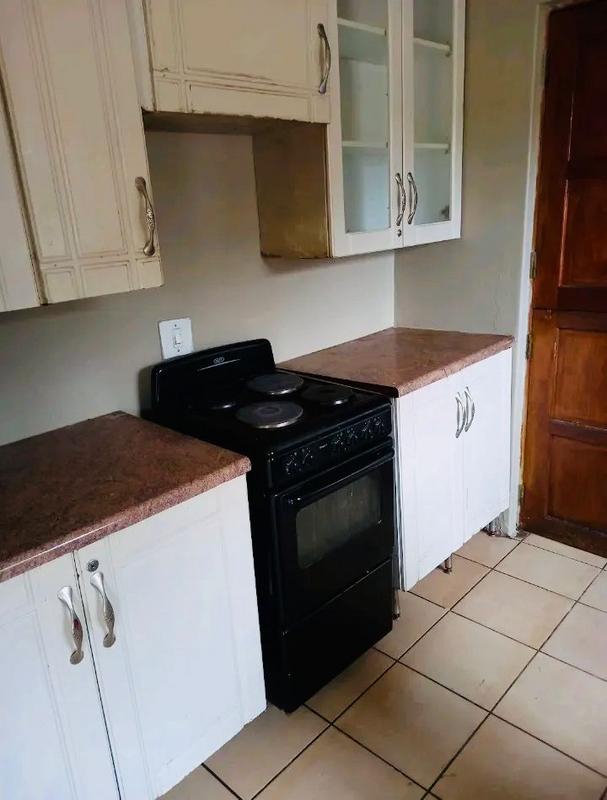 To Let 2 Bedroom Property for Rent in Lombardy East Gauteng