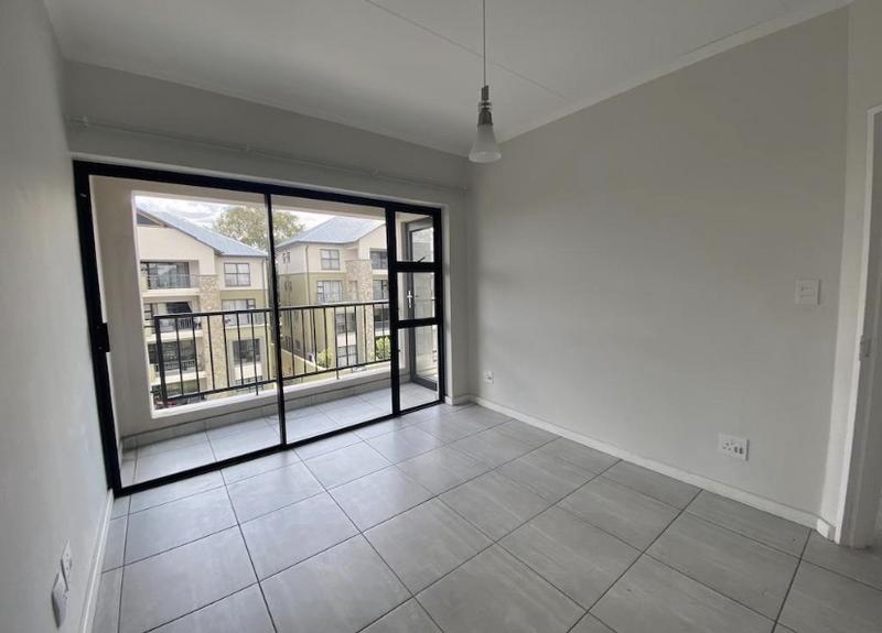 To Let 1 Bedroom Property for Rent in Waterfall Gauteng