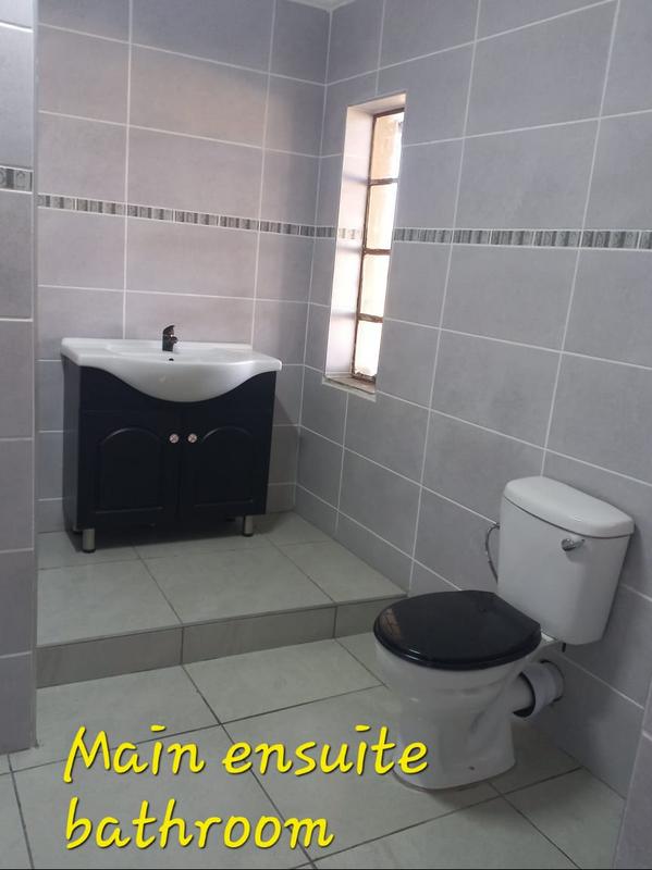 4 Bedroom Property for Sale in Helderstrome AH Gauteng