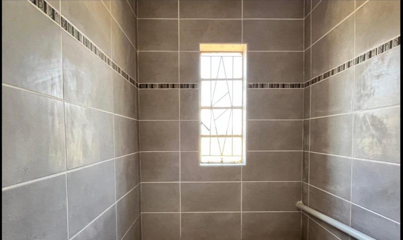 4 Bedroom Property for Sale in Helderstrome AH Gauteng
