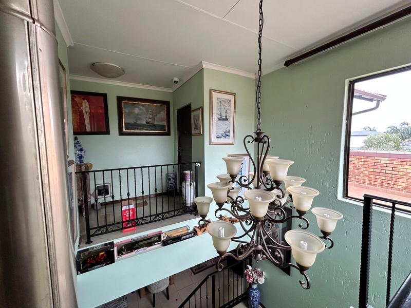 5 Bedroom Property for Sale in Helderwyk Gauteng