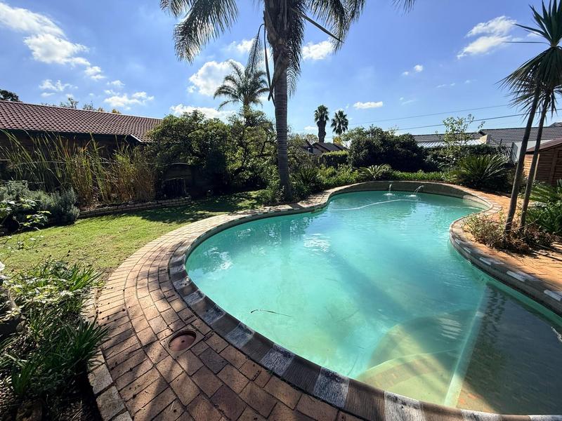 3 Bedroom Property for Sale in Glen Marais Gauteng