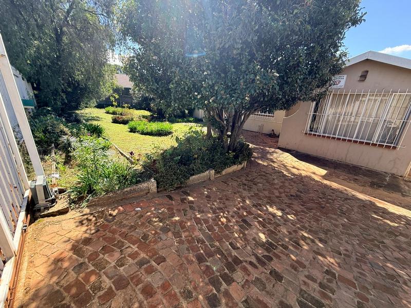 3 Bedroom Property for Sale in Glen Marais Gauteng