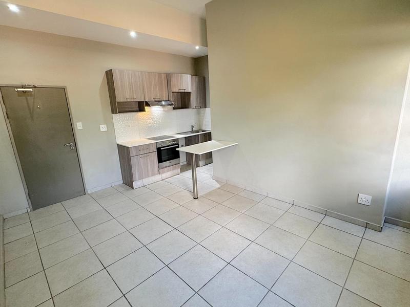 To Let 1 Bedroom Property for Rent in Rosebank Gauteng