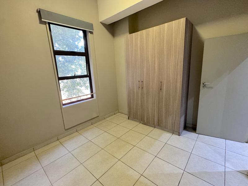 To Let 1 Bedroom Property for Rent in Rosebank Gauteng