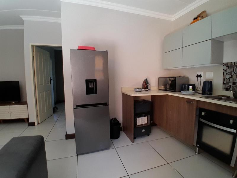1 Bedroom Property for Sale in Rooihuiskraal North Gauteng