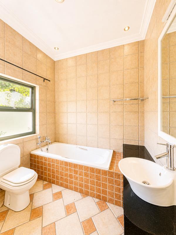 To Let 4 Bedroom Property for Rent in Brooklyn Gauteng