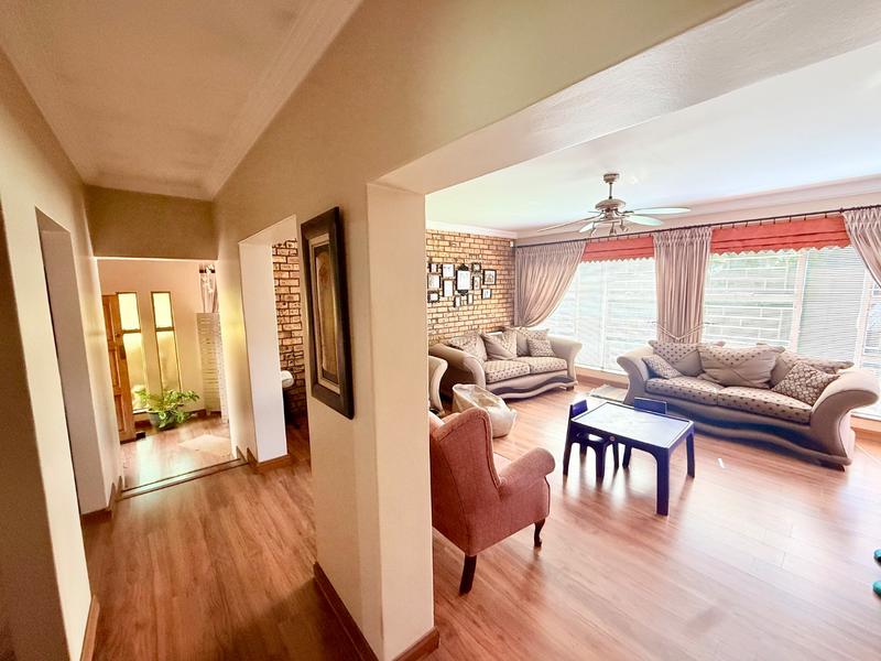 3 Bedroom Property for Sale in Flora Gardens Gauteng