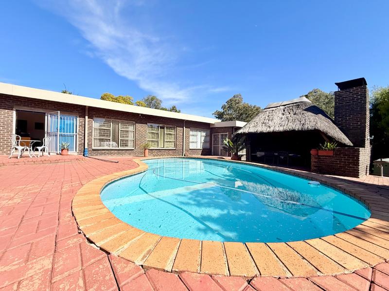 3 Bedroom Property for Sale in Flora Gardens Gauteng