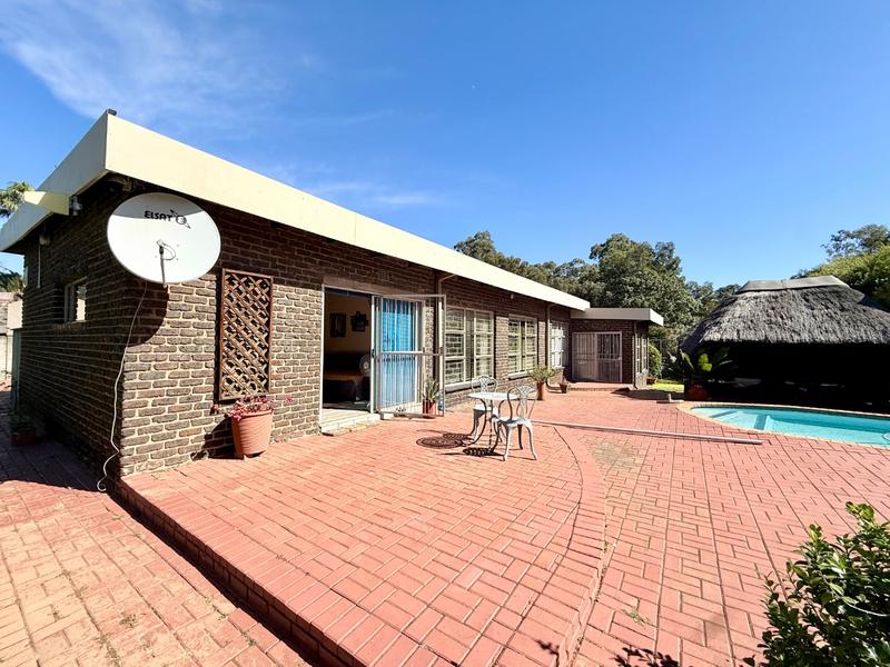 3 Bedroom Property for Sale in Flora Gardens Gauteng