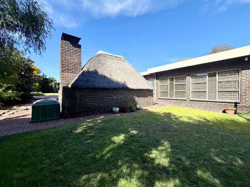 3 Bedroom Property for Sale in Flora Gardens Gauteng