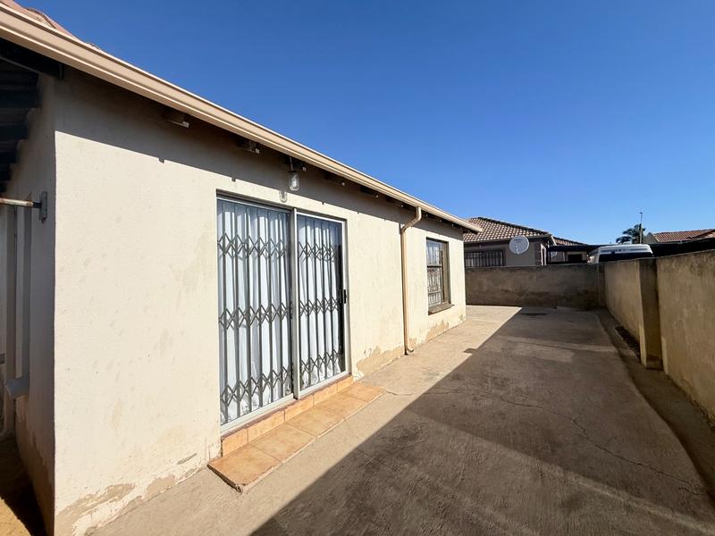 2 Bedroom Property for Sale in Vanderbijlpark CE Gauteng