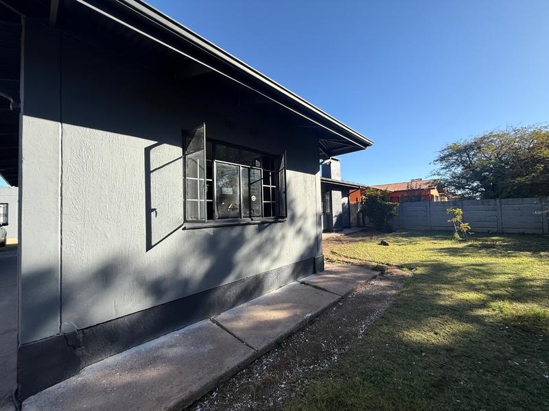 7 Bedroom Property for Sale in Vanderbijlpark CW 4 Gauteng