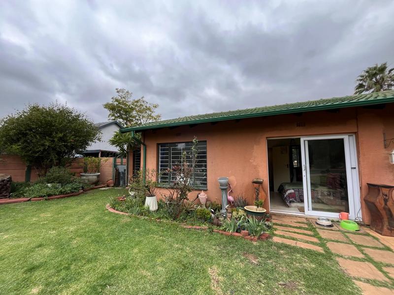 4 Bedroom Property for Sale in Sunward Park Gauteng