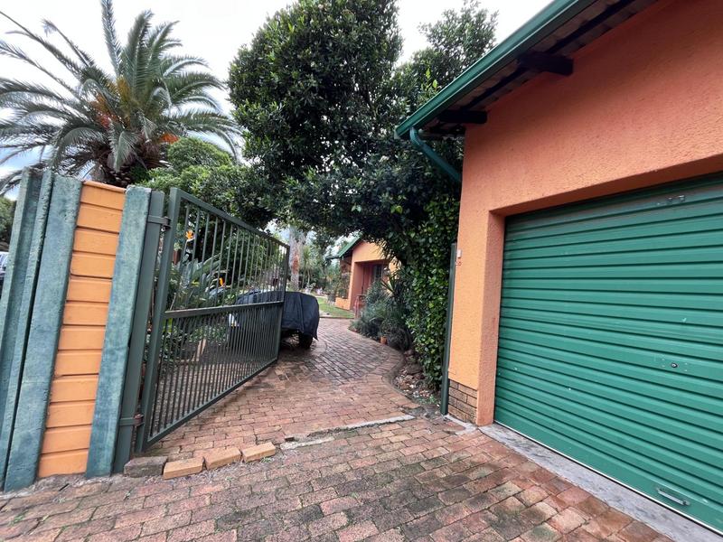 4 Bedroom Property for Sale in Sunward Park Gauteng