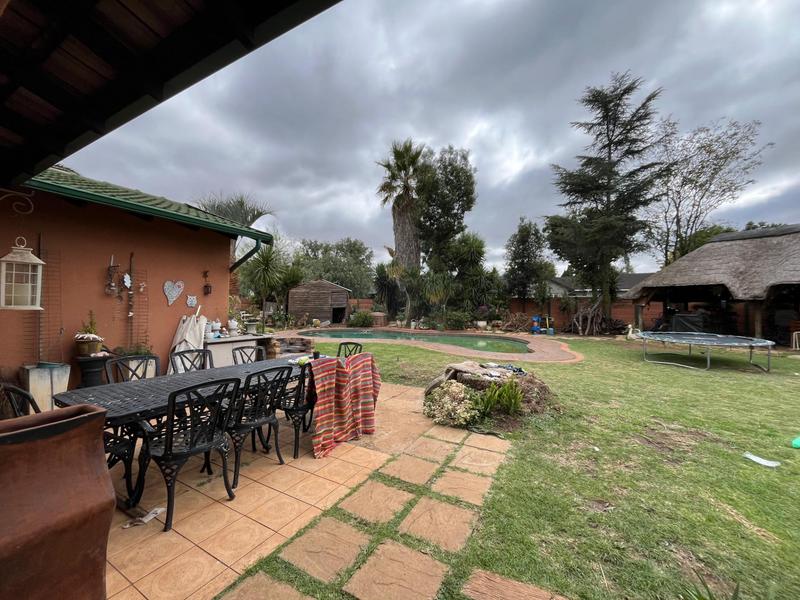 4 Bedroom Property for Sale in Sunward Park Gauteng