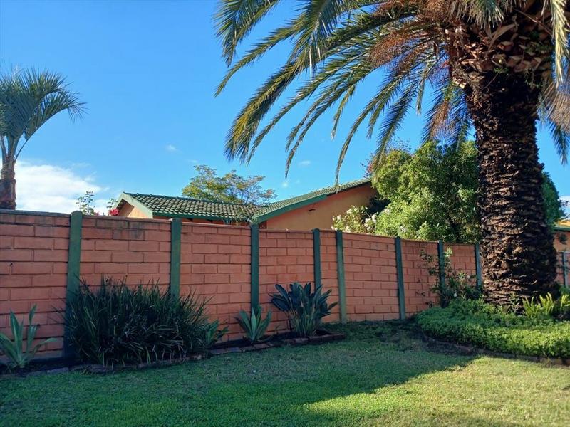 4 Bedroom Property for Sale in Sunward Park Gauteng