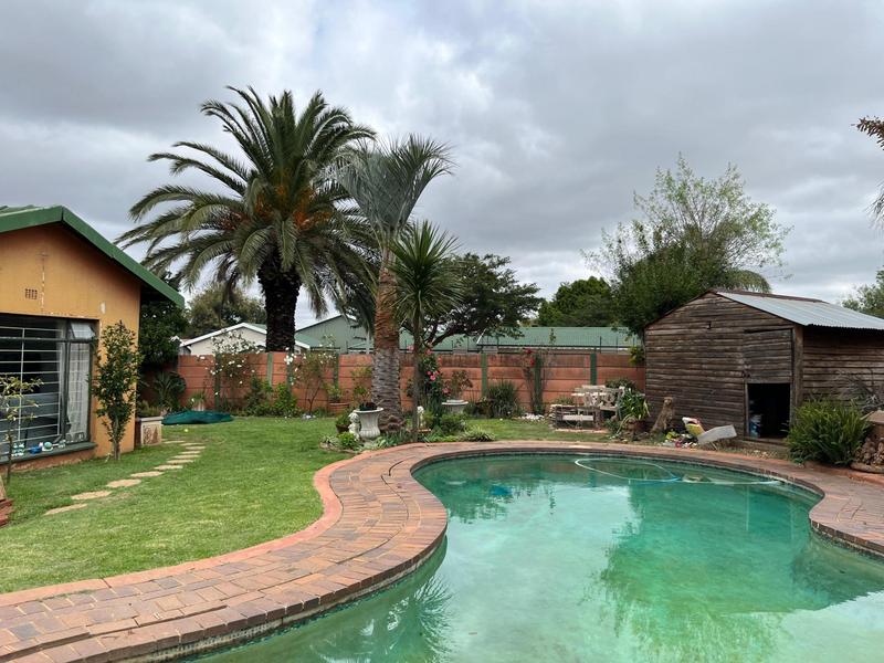 4 Bedroom Property for Sale in Sunward Park Gauteng