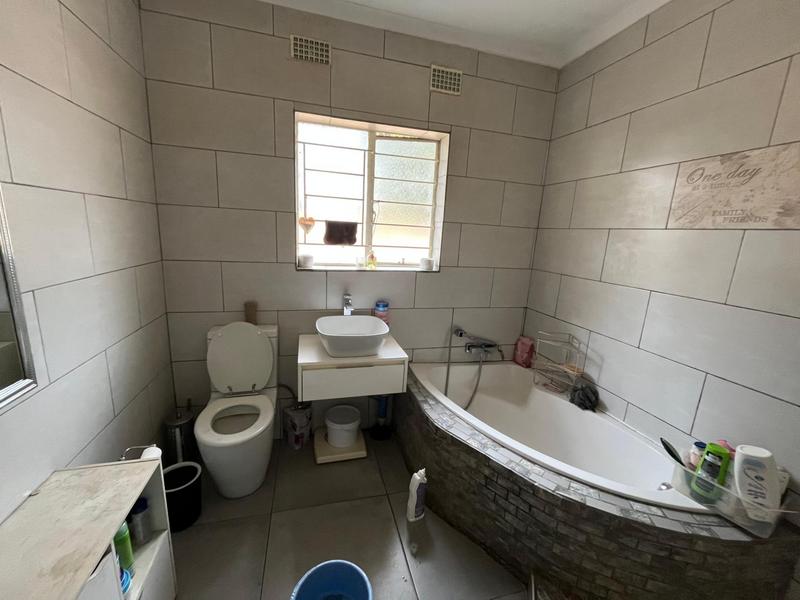 4 Bedroom Property for Sale in Sunward Park Gauteng