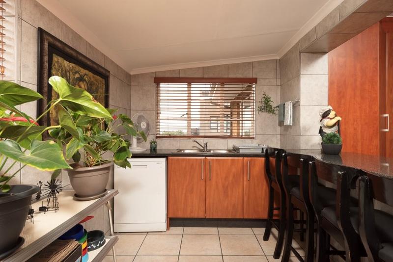 4 Bedroom Property for Sale in South Crest Gauteng