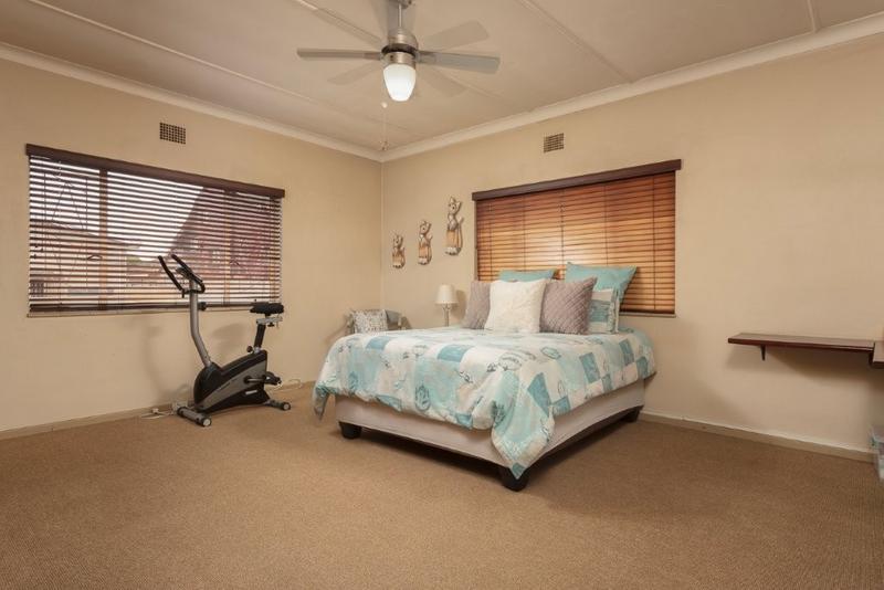 4 Bedroom Property for Sale in South Crest Gauteng