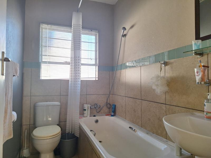 2 Bedroom Property for Sale in Brenthurst Gauteng